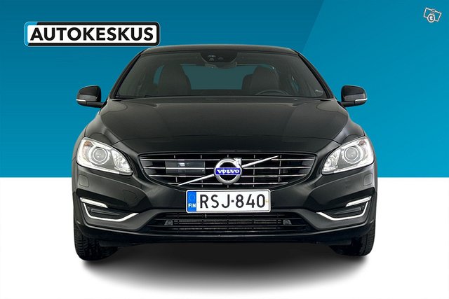 Volvo S60 5