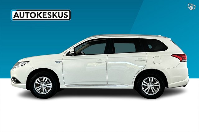 Mitsubishi Outlander PHEV 6