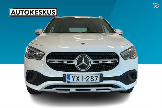 Mercedes-Benz GLA 5