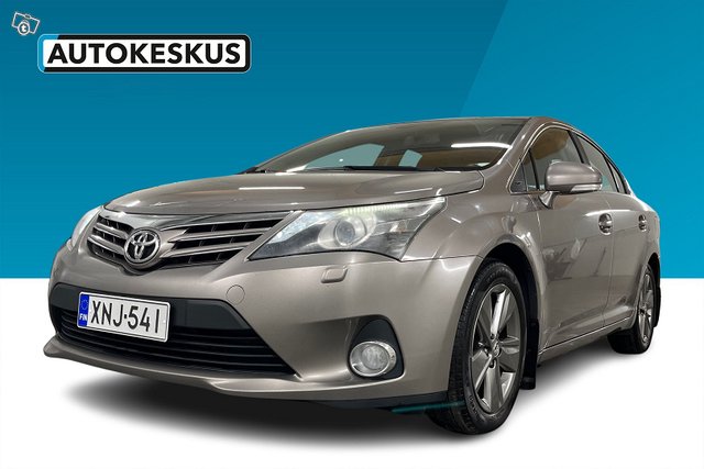 Toyota Avensis 1