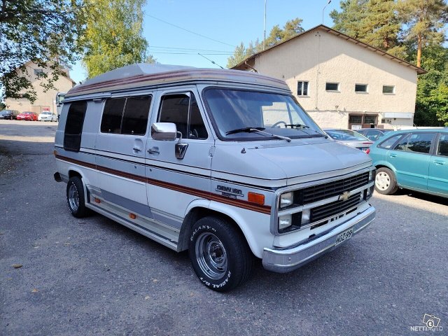 Chevrolet Chevy Van 11