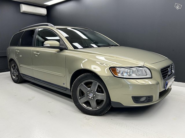 Volvo V50