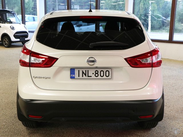 NISSAN Qashqai 6