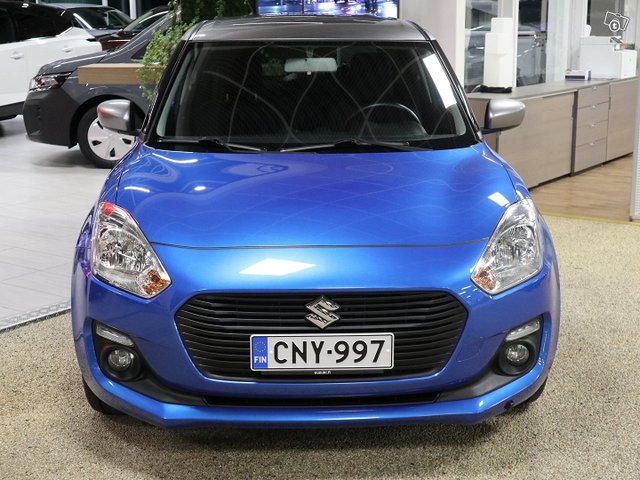 SUZUKI Swift 5