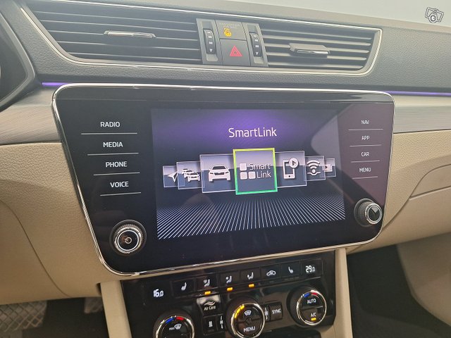 Skoda Superb 16