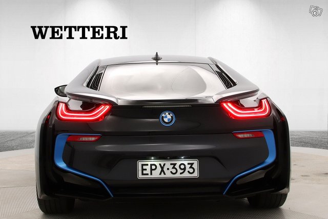 BMW I8 4