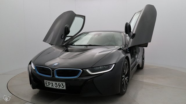 BMW I8 9