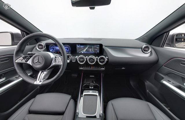 Mercedes-Benz EQA 10