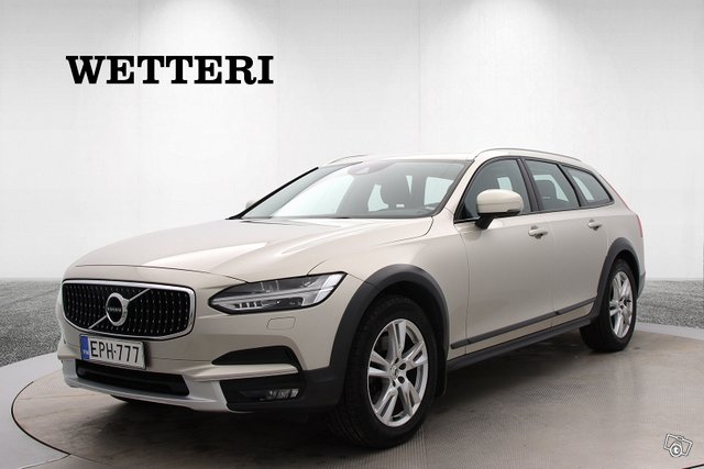 Volvo V90 Cross Country 1