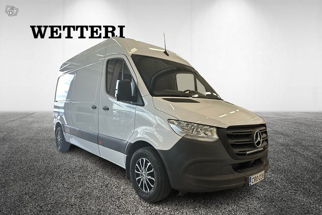 Mercedes-Benz Sprinter 2