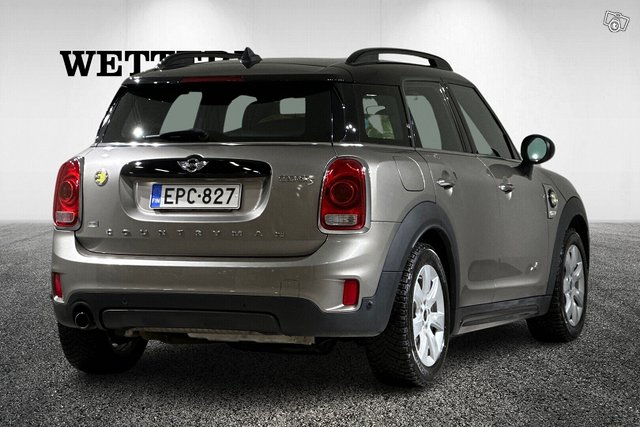 MINI Countryman 4