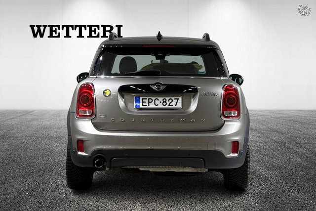 MINI Countryman 5