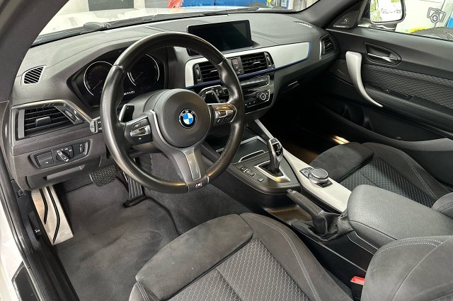 BMW M140i 8