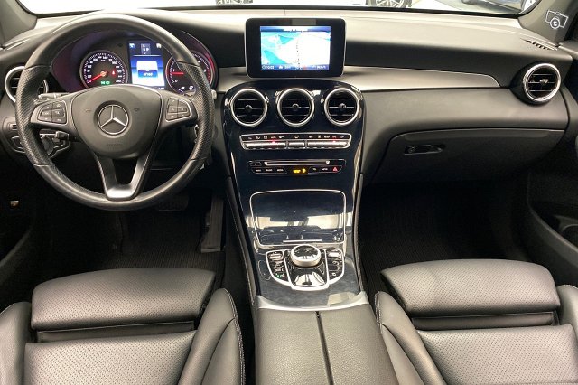 Mercedes-Benz GLC 7