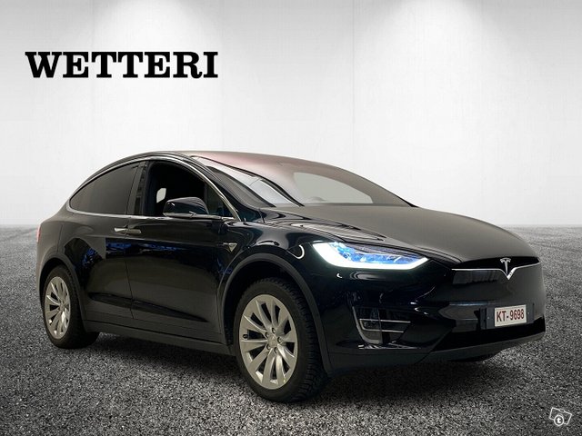 Tesla MODEL X