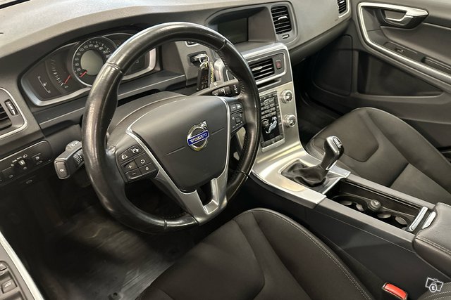 Volvo S60 8