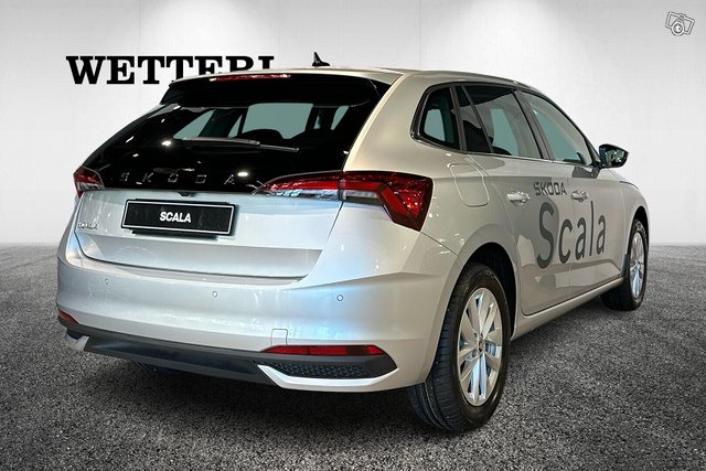 Skoda Scala 3