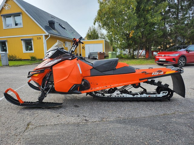 Ski-Doo SUMMIT X 800R E-TEC 154" 6