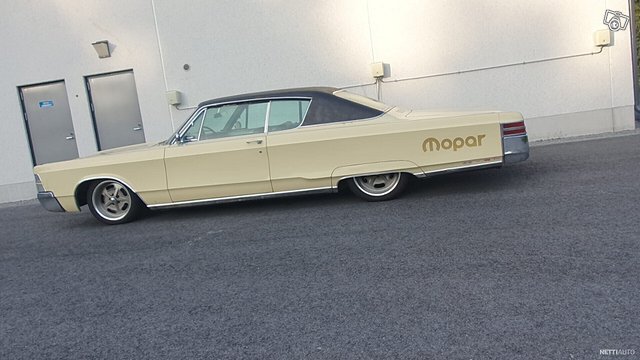 Chrysler New Yorker 2