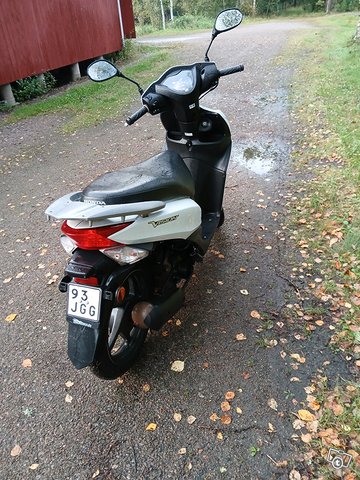 Skootteri Honda vision 2