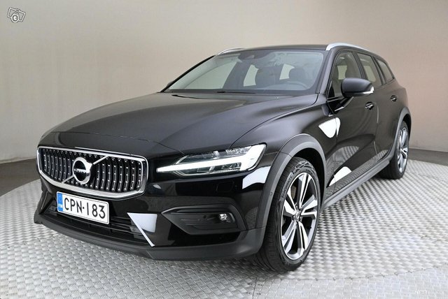 Volvo V60 Cross Country 12