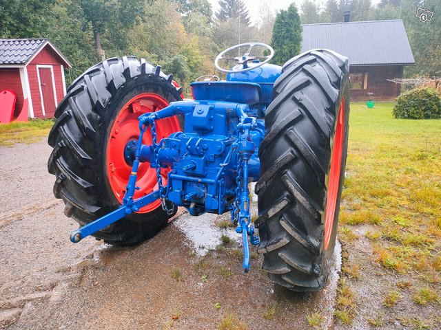 Fordson Major Trader 3