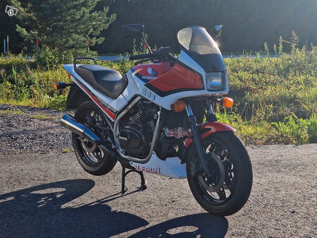 Honda VF500f 1984 9