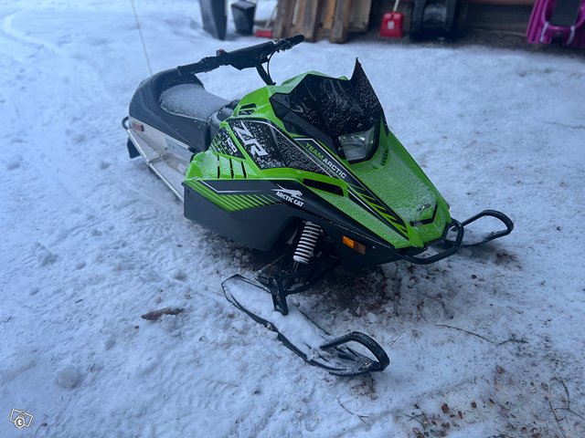 Arctic Cat ZR120, kuva 1