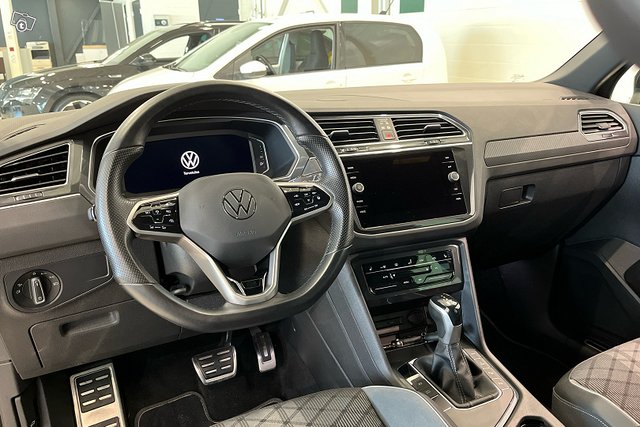 Volkswagen Tiguan 13