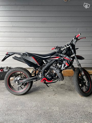 Drac Supermoto 1