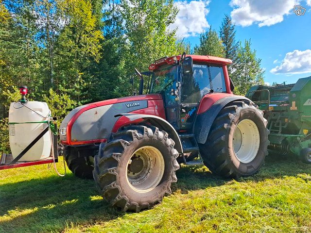 Valtra T 180 1