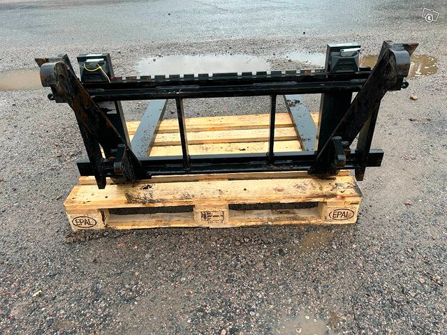 Mp-lift Trukkipiikit 1200 x 1200 EURO 5