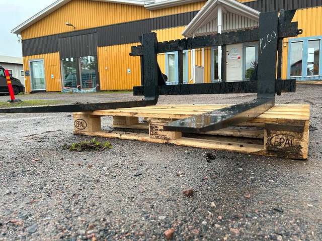 Mp-lift Trukkipiikit 1200 x 1200 EURO 15