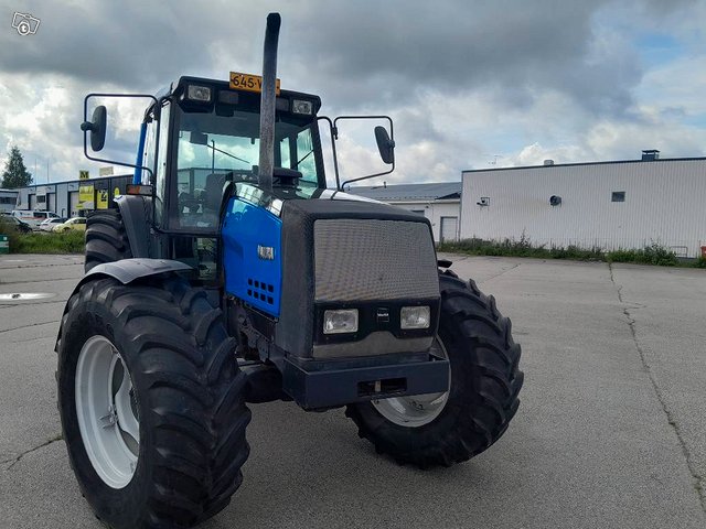 Valtra 8050 MEGA 4