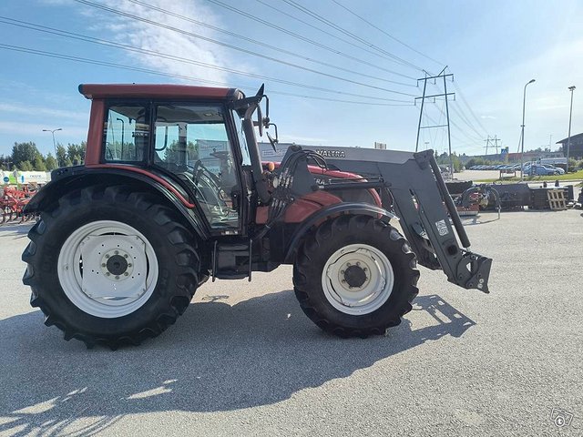 Valtra N 121 HT 50 km/h 4