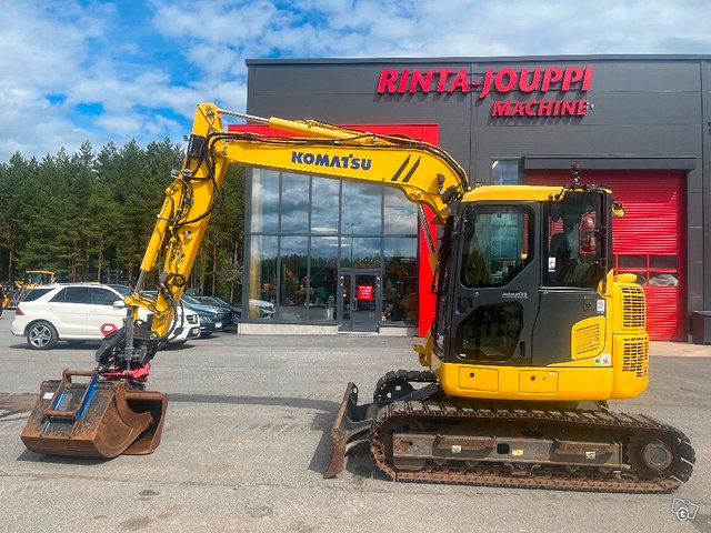 Komatsu PC 78 US-10 / Pyörittäjä, Rasvari, 2 kauhaa 1