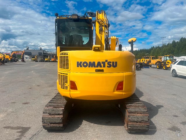 Komatsu PC 78 US-10 / Pyörittäjä, Rasvari, 2 kauhaa 7