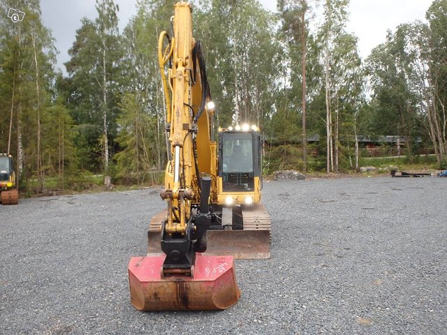 Komatsu PC 138 US-8 3