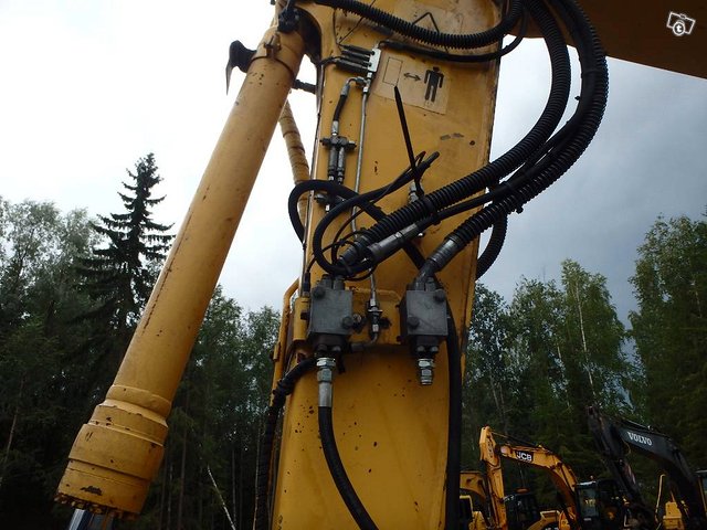 Komatsu PC 138 US-8 12