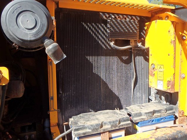 Jcb js 160 lc 19