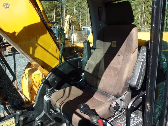 Jcb js 160 lc 24