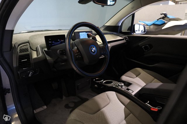 BMW I3 24