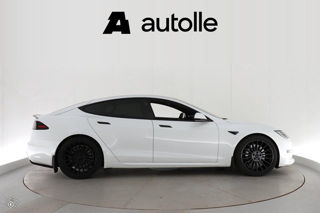 Tesla Model S 2