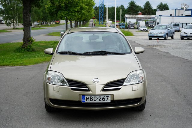 Nissan Primera 2