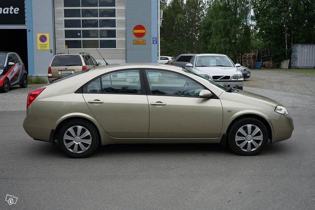 Nissan Primera 17