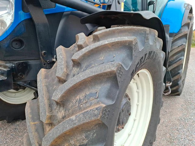 New Holland T 7.200 AC 19