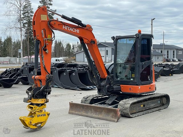 Hitachi ZX 48U-5A Kaivinkone 4