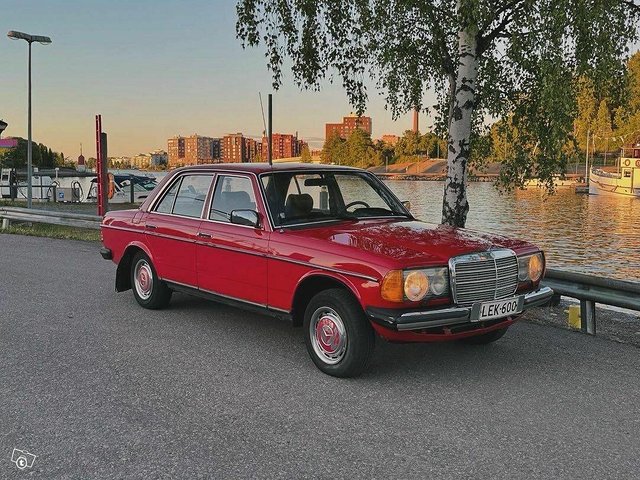 Mercedes-Benz 200