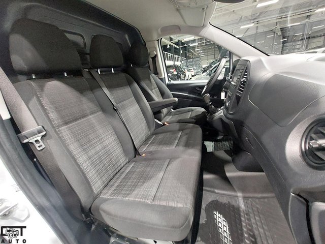 Mercedes-Benz Vito 19