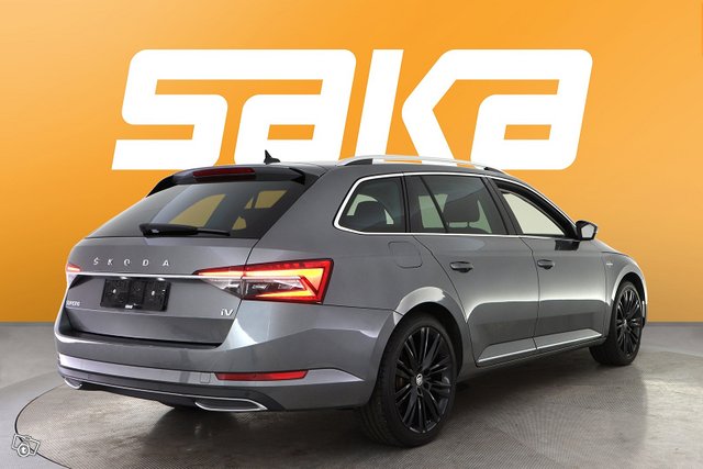 Skoda Superb 8